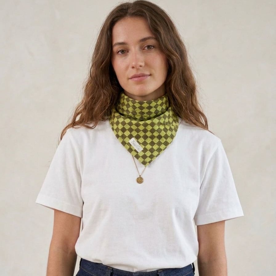 Foulard, Gabrielle
