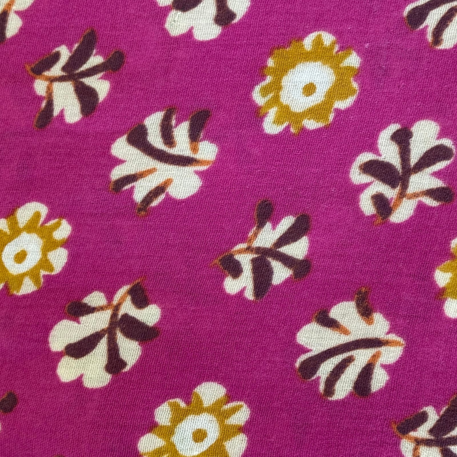 Foulard, Suzanne